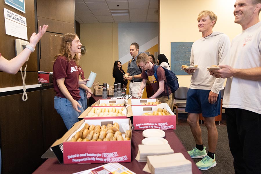 Bagels and coffee with student senate